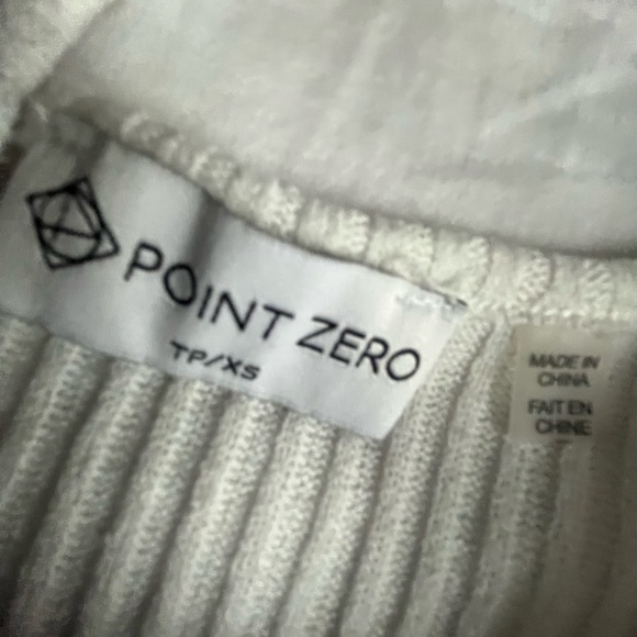 SUMMERY BUTTON-UP TANK TOP - Picture 3 of 4